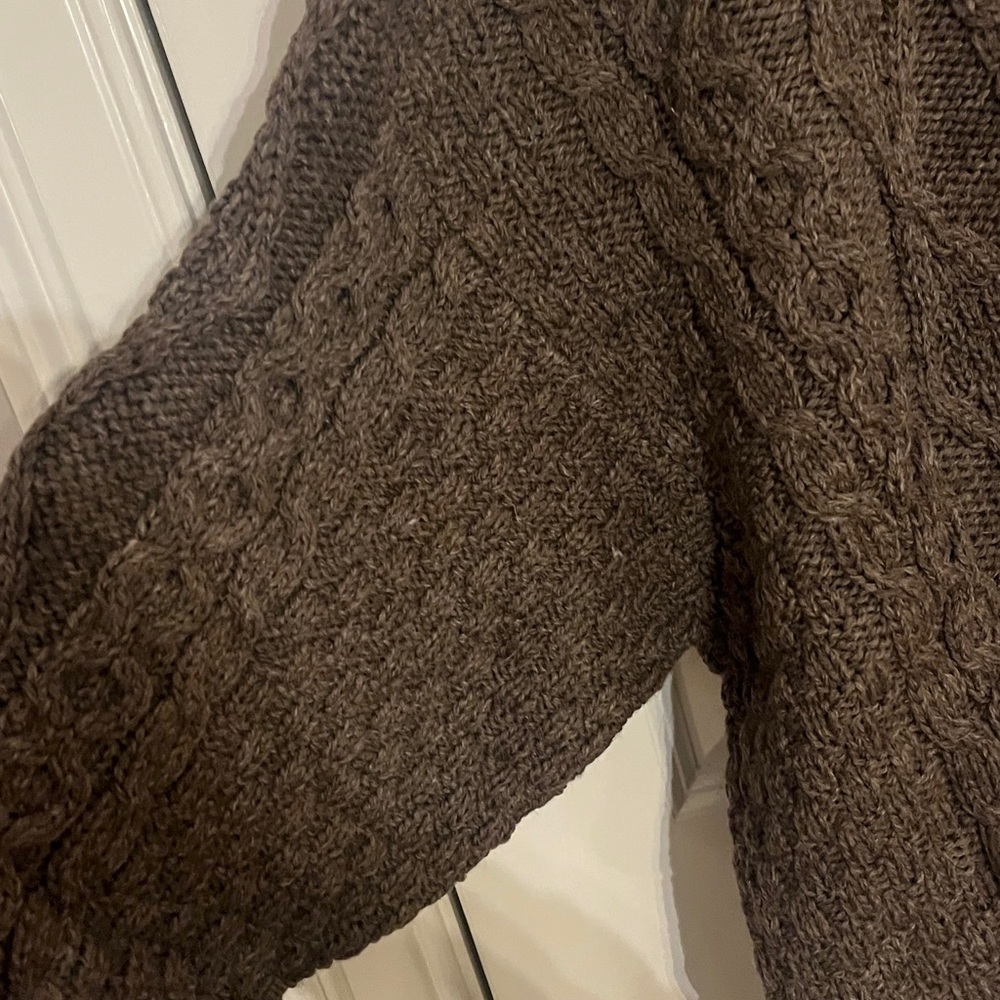 L.L. Bean Men's Chocolate Cable Knit vintage Cardigan - Picture 4 of 10